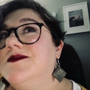 Meet your Posher, Joy